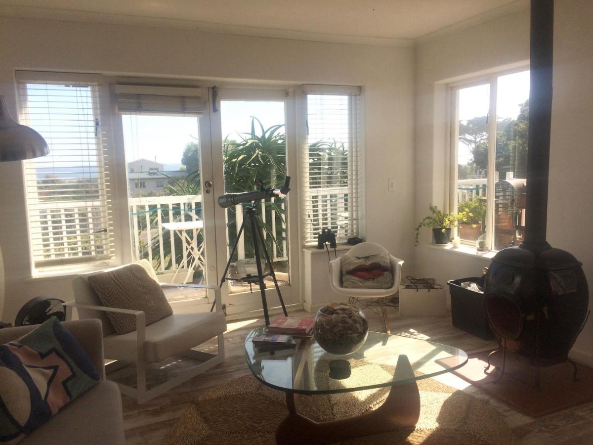 Rustic Beach House 300 Steps From The Ocean Cape Town Bagian luar foto