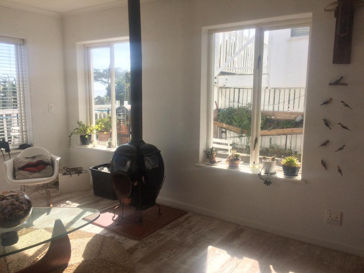 Rustic Beach House 300 Steps From The Ocean Cape Town Bagian luar foto