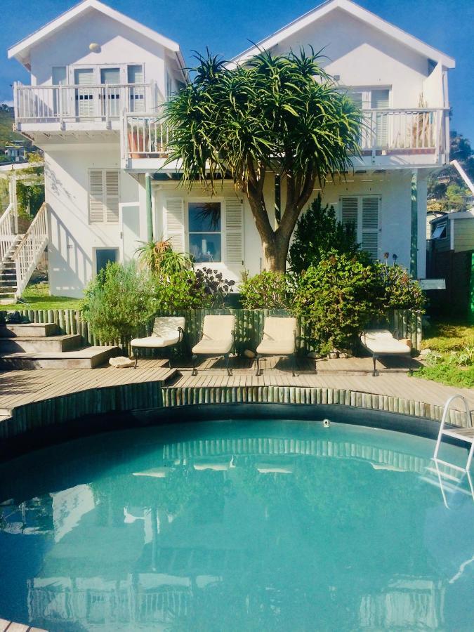 Rustic Beach House 300 Steps From The Ocean Cape Town Bagian luar foto